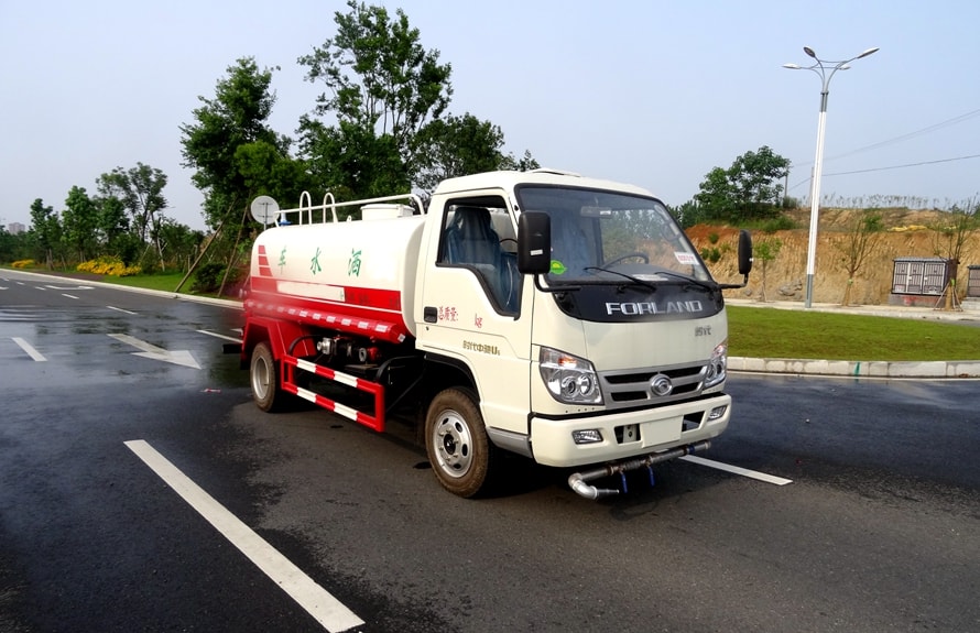 شاحنة مياه جديدة رخيصة FOTON 3000litres