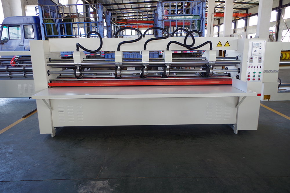 2024 New type electrical blade adjustment thin blade slitter scorer for corrugated paperboard slitting scoring machine2