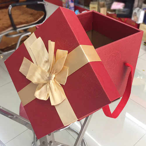 Big Ribbon Bow Handle Corrugated Foldable Gift Box