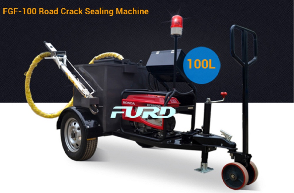 100L asphalt crack sealing and pavement repair machine adopts Italy diesel burner, mainly used for irregular cracks of asphalt pavement,concrete pavement, bridge expansion joints, sewer, gas pipe buried and paving road links waterproof processing.