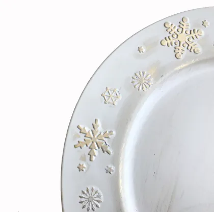 Snowflakes Pattern Plastic Charger Plate