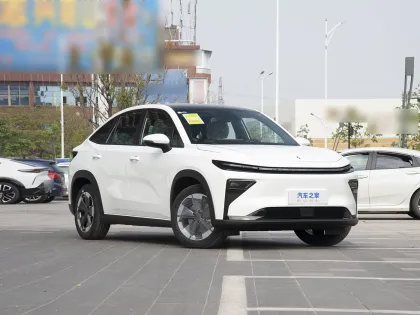 Geely Livan 7 Ruilan: New Energy Electric Car with 450km Range