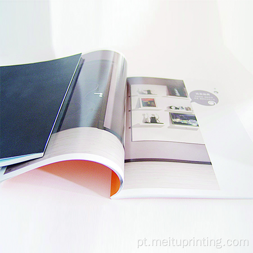 Impressão de revistas em cores