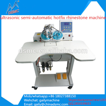Máquina de fabricación automática de diamantes de imitación automática de Dicsc Hot Fixing Rhinestone