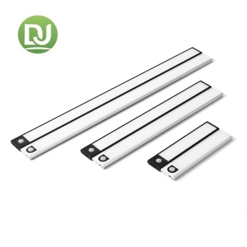 Draadloze LED -kastkast licht met USB -batterij en bewegingssensor voor keukenteller