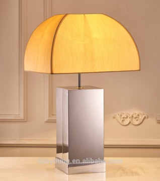 White Fabric Shade Stainless Steel Base Modern Desk Lamp(MT8022-1S)