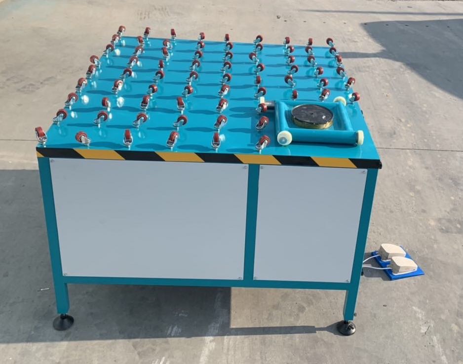 Rotating table machine 