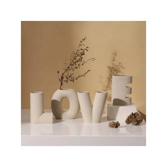 Morandi Style Love Letter Stripe Porcelain Flower Vase: A Modern Nordic Home Decoration