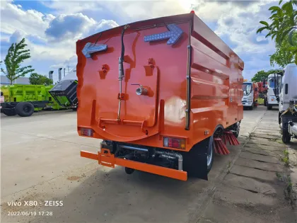 ISUZU 4m3 Road Sweeper Truck