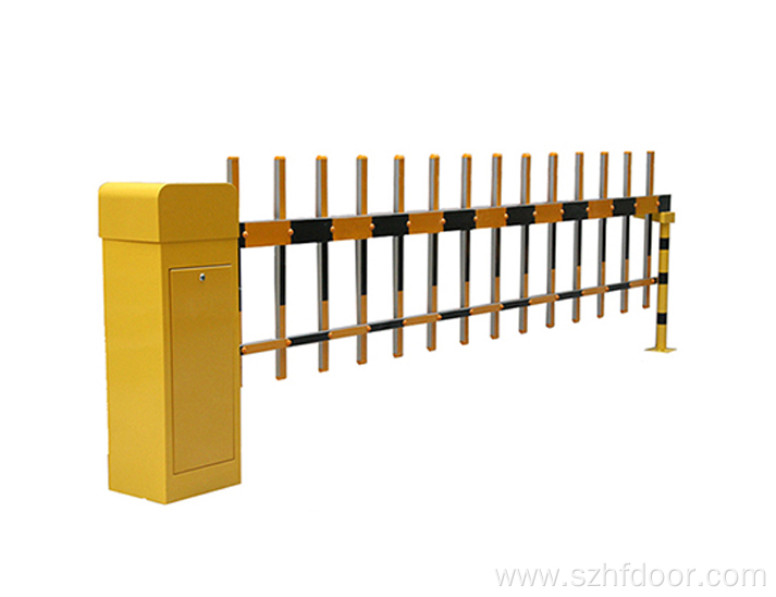 Residential electric fence lifting door