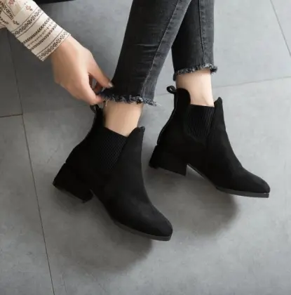 Low-Tube Set Foot Women's Mid-Heel Boots with Fleece Trim