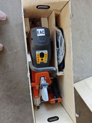 NQG-5.8 Tragbarer Schleifschienenschneider (2) NQG-5.8 portable abrasive rail cutter (2)
