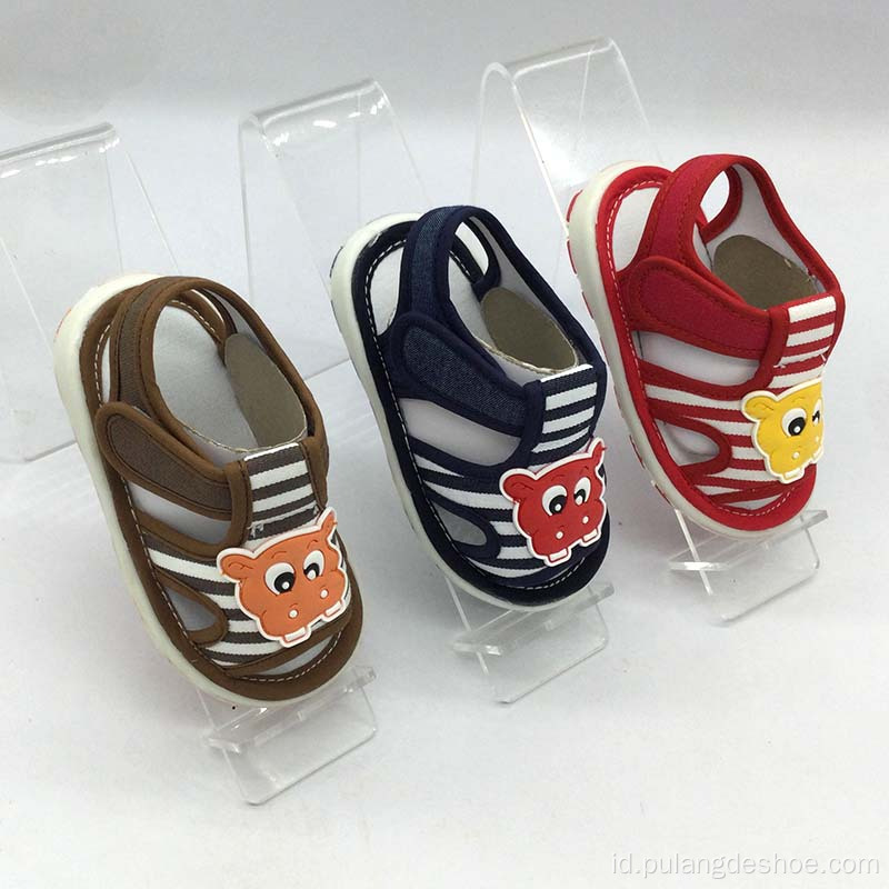 desain baru sepatu bayi sandal dengan suara