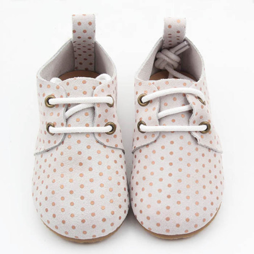 Scarpe oxford con spot alla moda per bambini