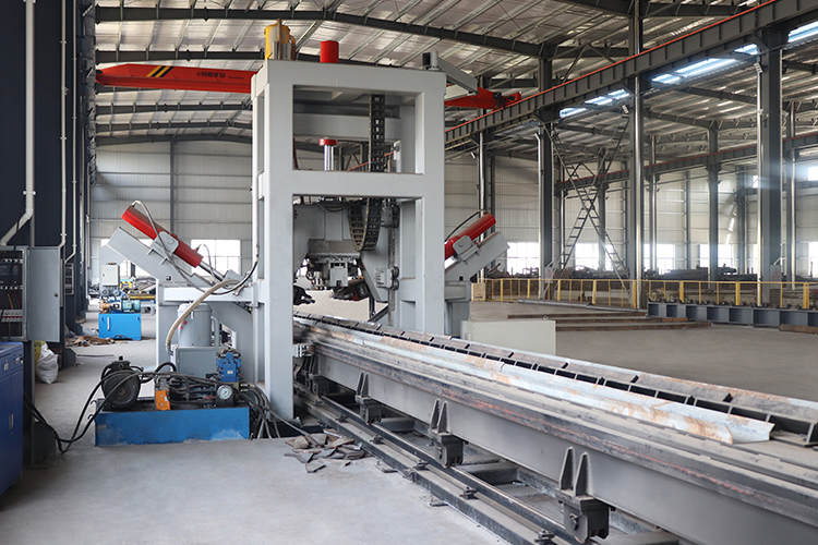 Automatic Welding And Seaming Integrated Machine