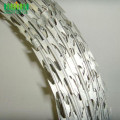 Jualan Hot Galvanized BTO-22 Razor Barbed Wire