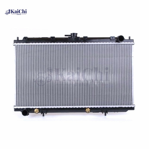 214602F300 Radiateur auto Nissan Primera 1.6L / 2.0L 1996-2002