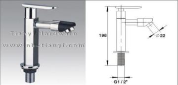 النحاس 198mmx G1/2 × Dra.22 صنبور مرحاض مع نمط أنيقة