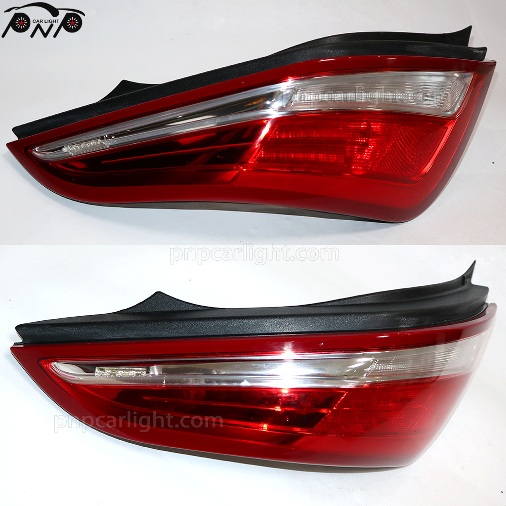 Xj Tail Light