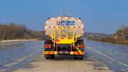 DONGFENG 11 cubic meter sprinkler truck