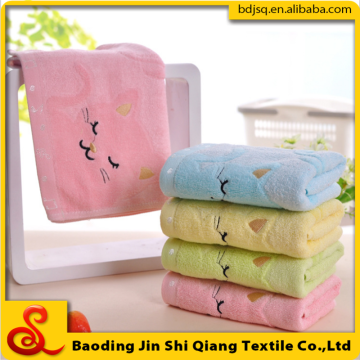 wholesale china new products delicate jacquard embroidery cute cat designs high quality towel