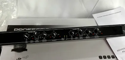 Professional Sound Enhancement: Discover the EIF 223XL Graphic Equalizer with Feedback Cancellation and DBX Technology