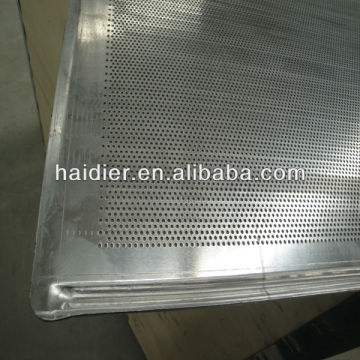 perforated baking tray