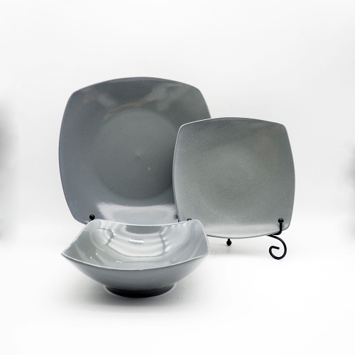 Nouveau design en gros, vaisselle moderne carré couleurs bon marché glacée avec jante blanche 12pcs en céramique
