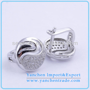 Wholesale Simple Design Round cut 925 Stud Sterling Silver Earring Custom
