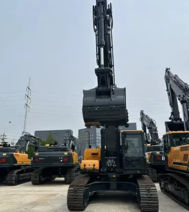 Hyun/Dai HX340 34Ton Crawler Digger with Cummings Engine