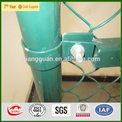 Top level practical chain link fencing for vineyard vines
