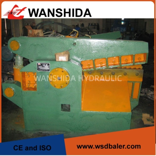 Cisalhamento poderoso de jacaré de sucata