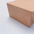 Hamburguesa y bolsa de sándwich kraft