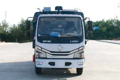 Dongfeng Tianjin Rear Mounted Vacuum Vehicle