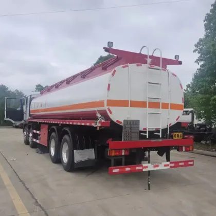 CNHTC Shandeka 20 tons refueling truck