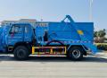 Dongfeng Skip Loader Truck Swing Arm Garbage Truck