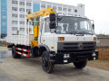 DONGFENG 4x2 kranbil