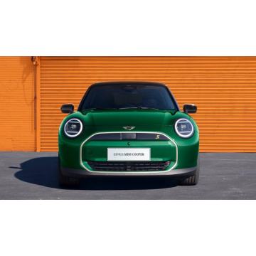 2025 Light Chaser 456 км Mini Cooper E Classic
