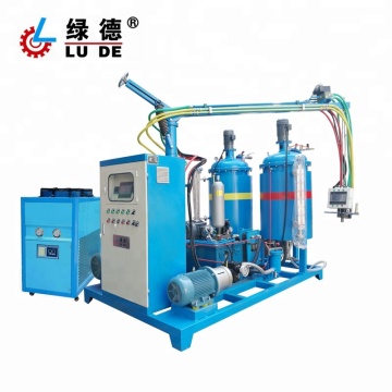 Self Cleaning High Pressure Injection PU Seat Mat Furniture Making Machine