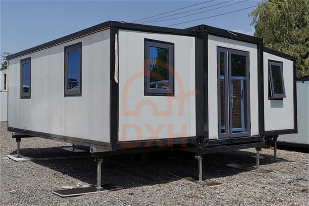 SpaceMax 20ft Expandable Container House: Maximize Your Space with Ease