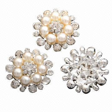 Fashionable Rhinestone Buttons, Available in Various Sizes and Styles, Suitable for Garments