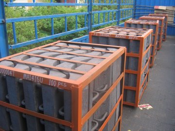 Steel Caps Moulded In Rubber Liners Sand Castings With Hrc33~42 Df078