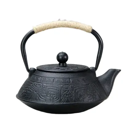 Japanese Cast Iron Teapot with Infuser - 1000 ml Stovetop Safe