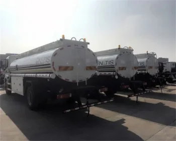 12000 Liters Jet Refueler Truck