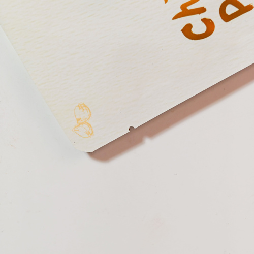 Stable heat seal three side seal pouch