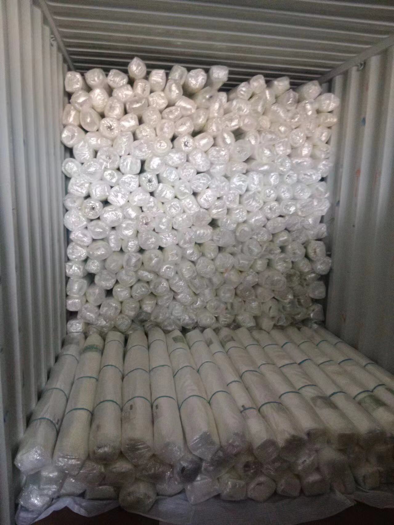 Transparent tarpualin rolls loading4