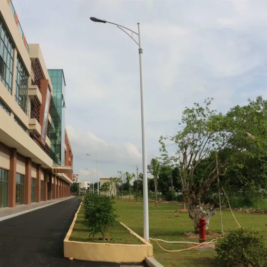 Durable Solar Powered Lighting Pole