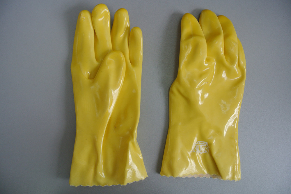 Luvas com revestimento químico de PVC amarelo