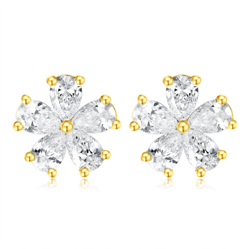 18k Gold Lab Diamond Stud Earrings: Classic Vintage Fashion Jewelry for Women - Elevate Your Style at Parties