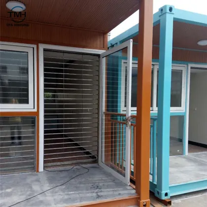 Indonesia combined container house flat pack container house prefabricated